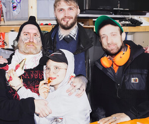 Team Scheiße auf 'FLINTA WINTA TOUR'